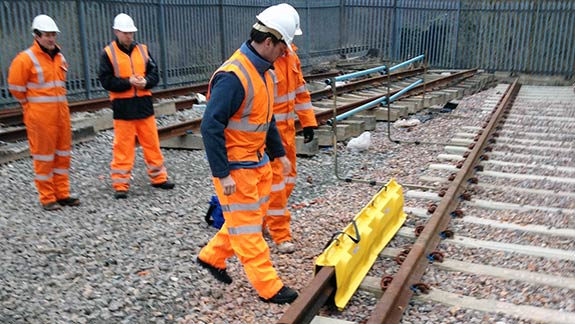 Introduction to Personal Track Safety (PTS) Training Personal Track Safety (PTS) Training